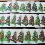 Kids-Christmas-Card-Craft-trees-with-sequins-northstory.ca_