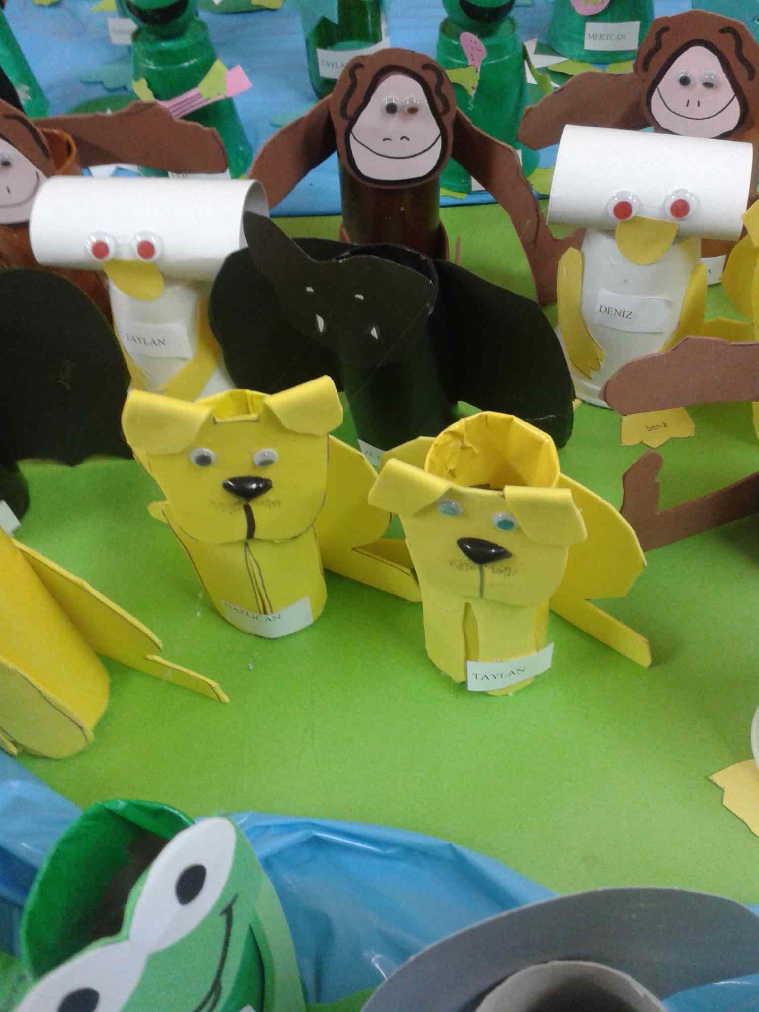 craft roll paper toilet monkey dog idea crafts comment preschoolplanet kindergarten preschoolactivities preschool