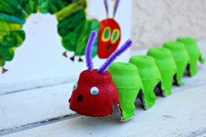 egg carton caterpillar craft