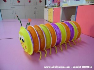 paper_plate_caterpillar