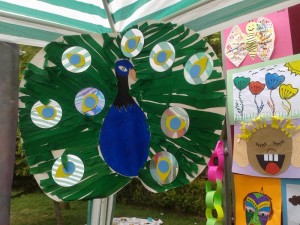 free peacock craft idea for kids (4)_800x600