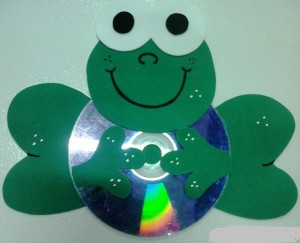 cd frog craft with template (1)