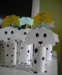 paper roll dog craft
