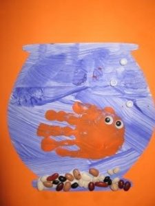 handprint-fish-craft-idea-for-kids