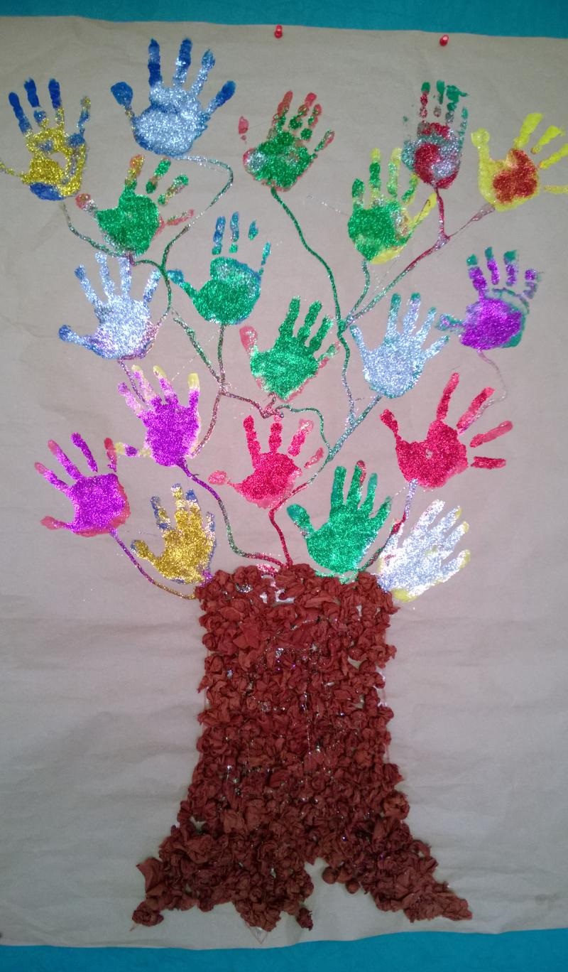 Handprint tree craft idea for kids | Crafts and Worksheets for