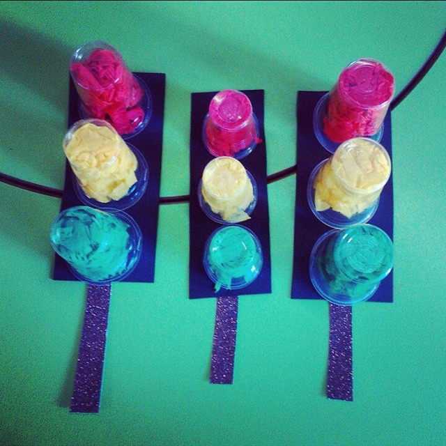Traffic light craft idea for kids Crafts and Worksheets for Preschool
