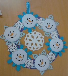 snowflake-wreath-craft