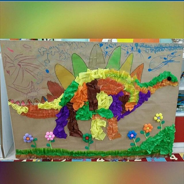 dinosaur bulletin idea craft preschoolplanet