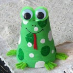 Easy frog craft Paper cup
