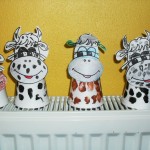 paper cup cow craft for kids