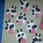 paper plate cow