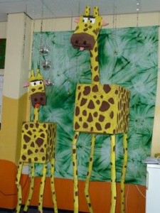 box giraffe craft for kids