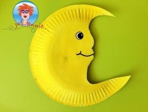 paper plate moon craft