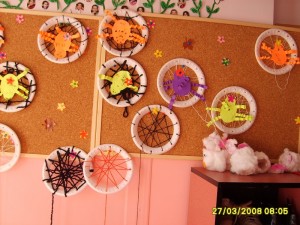 paper plate spider craft for kids