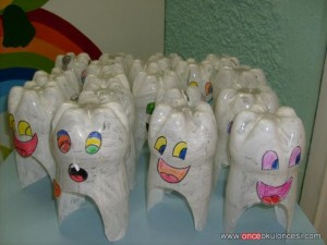 plastic bootle tooth craft