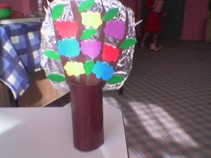 toilet paper roll tree craft