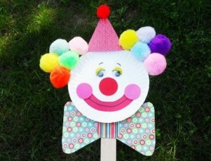 paper plate clown puppet