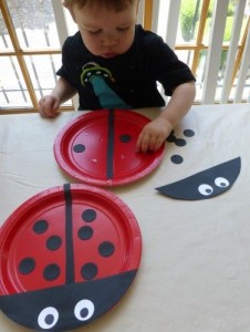 paper plate ladybug craft idea