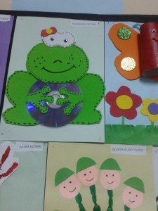 cd frog craft