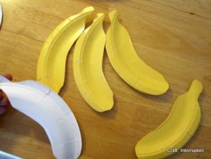 paper plate banana craft