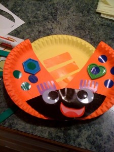 paper plate lady bug craft