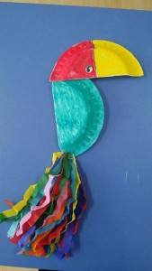 paper plate toucan craft