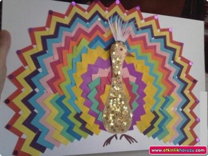 free peacock craft idea for kids (1)