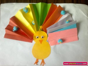 free peacock craft idea for kids (3)