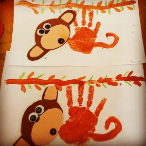 handprint monkey craft (1)
