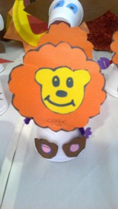 paper cup lion craft