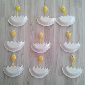 paper plate and spoon chick craft