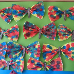 napkin butterfly craft (2)