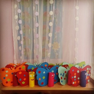 toilet paper roll butterfly craft (2)