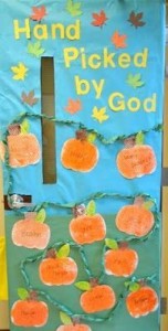 Fall Door Decoration Ideas for the Classroom