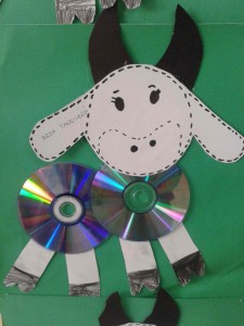 cd cow craft idea