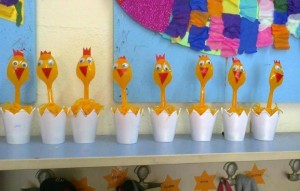 paper cup and plastic spoon chick craft