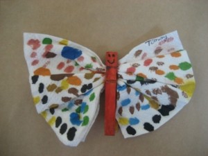 clothespin butterfly craft idea