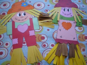 scarecrow craft idea for kids