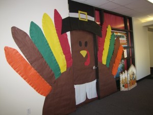 thanksgiving day door decoration idea (5)