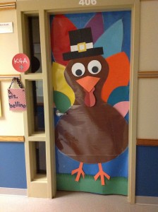 thanksgiving day door decoration idea (6)