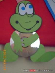 cd frog craft