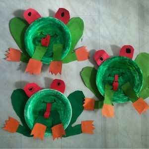 paper plate frog craft