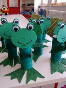 toilet paper roll frog craft idea