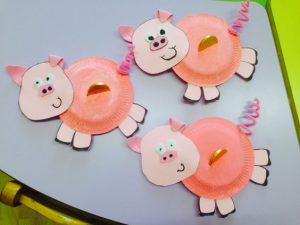 paper plate pig craft