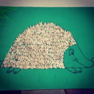 recycled hedgehog craft (2)