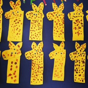 fingerprint-giraffe-craft