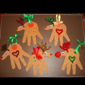 handprint-reindeer-craft