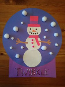 snow-globe-craft-idea-for-kids-2